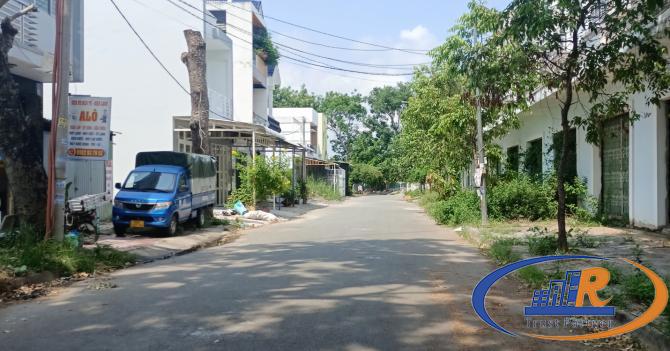 Đổi nhà lớn hơn chủ cần bán căn nhà nái đường Trần Văn Việt KDC Công An - 95m2 - Giá 3,8 tỷ chốt