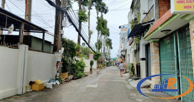Nhà trệt lầu trung tâm An Khánh, Ninh Kiều - Cách Nguyễn Văn Linh 300m